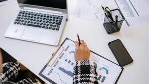 Cómo hacer la declaración de la renta por primera vez: guía paso a paso para principiantes