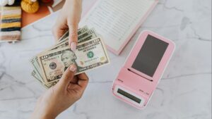 El método del ahorro inverso: paga primero a tu futuro y luego gasta