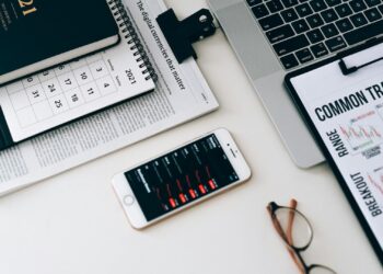 Los mejores brokers para invertir en bolsa desde España: comisiones, seguridad y facilidad de uso