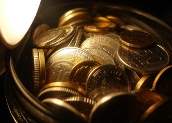 Método avalancha frente a método bola de nieve: cuál usar para salir de deudas más rápido