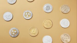 Qué es DeFi (finanzas descentralizadas): cómo funciona y cuáles son los riesgos reales