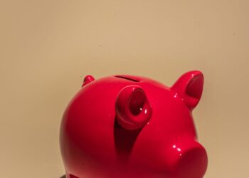 Hucha que representa los ahorros protegidos por el Fondo de Garantía de Depósitos