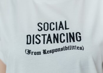Camiseta personalizada impresa bajo demanda: así funciona el print on demand